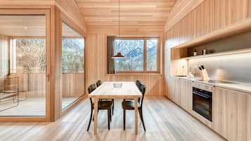 KĂŒhlschrank, Ofen, Herdplatte, GeschirrspĂŒler