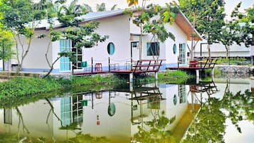 Resort Big Room
