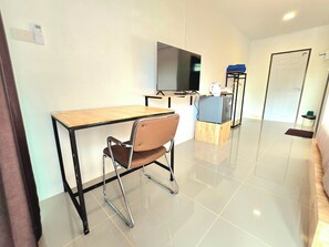 Garden Room | Skrivebord, ekstrasenger (mot et tillegg), wi-fi (inkludert) og sengetøy