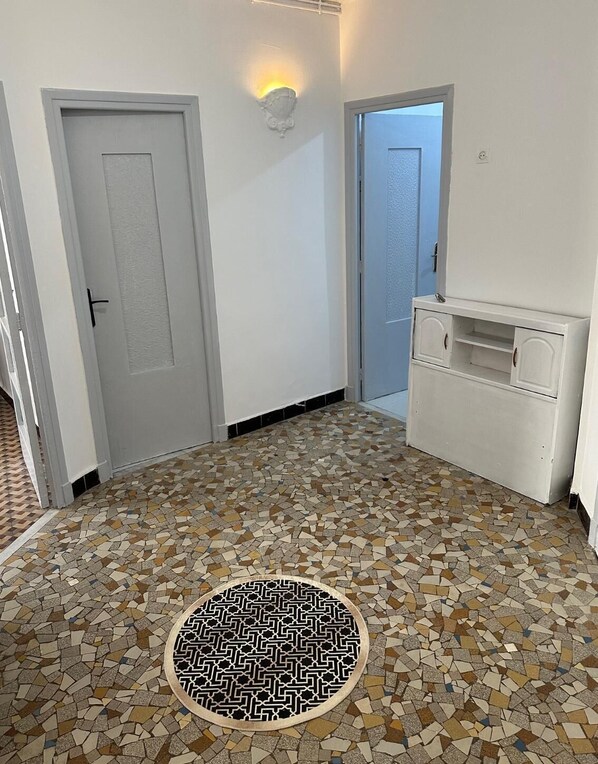 Interior - Welcome to City Pearl, your peaceful retreat in the heart of Algiers. (Alger Centre)