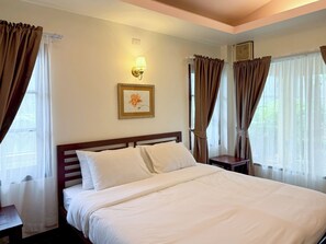 Standard Double | 办公桌、免费 WiFi