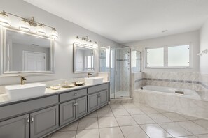 Dusche, Bidet, Handtücher