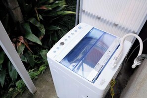 Unclassified image, 5 of 18, button - Yumenoya Yoyogi (Tokyo)