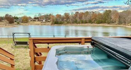 ‼️3BR Lakefront in Nashville w/ BBQ & Hot Tub