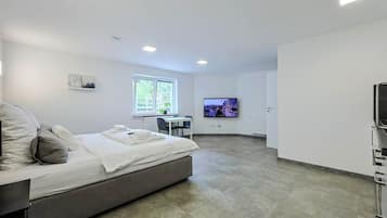 1 habitación, wifi y ropa de cama