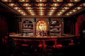Bar (in der Unterkunft)