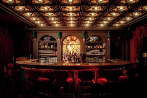 Bar (en la propiedad)