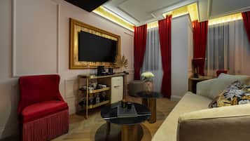 Deluxe Double Room | Premium bedding, down comforters, minibar, in-room safe