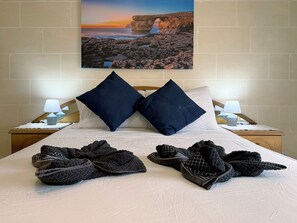 Apartment | Blackout curtains, iron/ironing board, free WiFi - Traditional Maltese 3BD Apartment (Nadur)