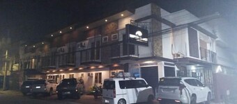 LIVEWIRE PLANET SUITES