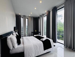 Deluxe Double Room, Garden View - Pearl White Residency  (Polonnaruwa)