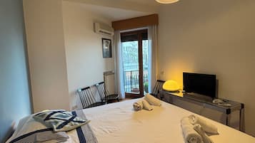 3 Schlafzimmer, Schreibtisch, Bügeleisen/Bügelbrett, kostenloses WLAN