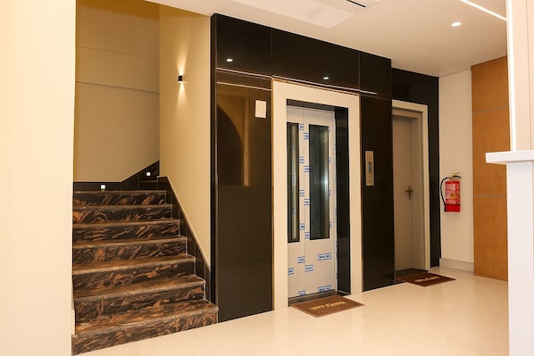 Elevator
