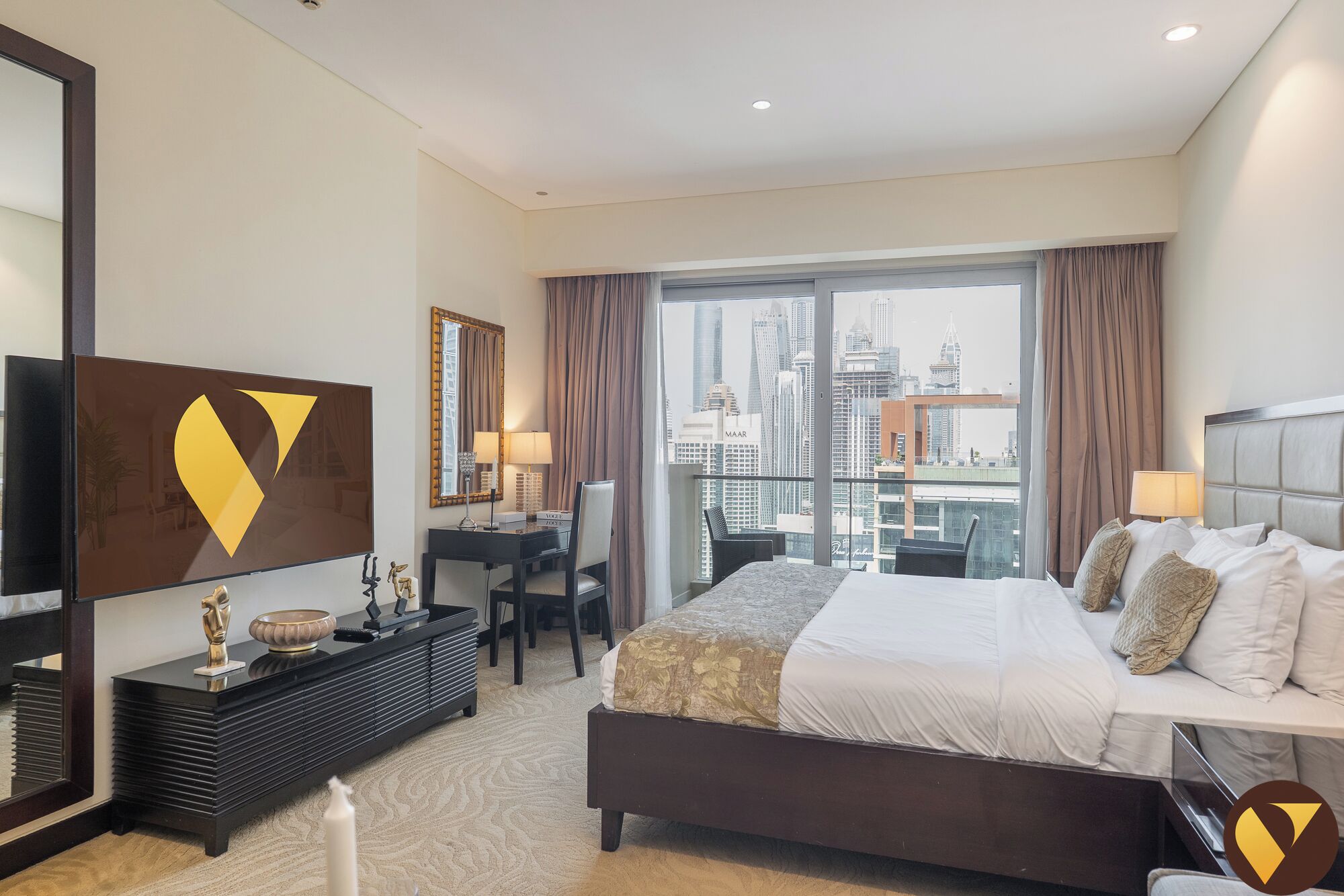 Luxury Studio, Balcony | Seterika/papan seterika, katil bayi/kot (surcaj), Wi-fi percuma 