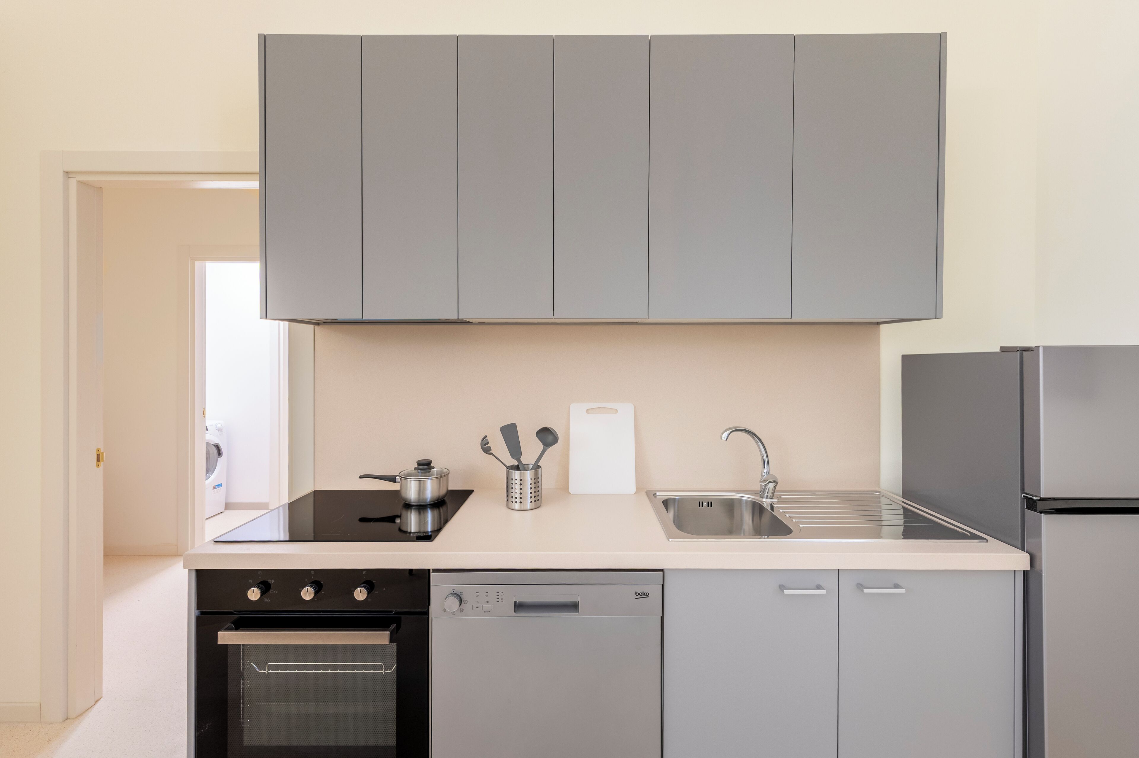 Familienapartment | Eigene Küche | Großer Kühlschrank, Ofen, Herdplatte, Geschirrspüler