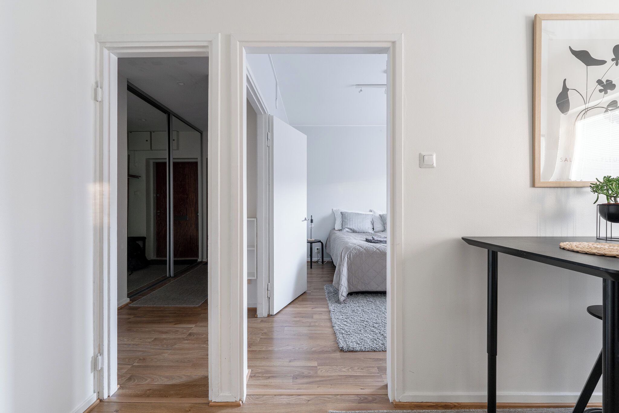 Departamento Confort | Espacio para trabajar con laptop, wifi gratis y ropa de cama 