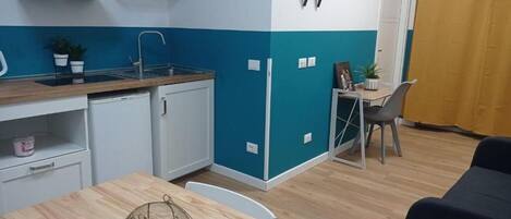 Microwave, oven, stovetop