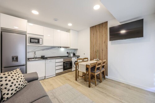 Experience Madrid Like a Local – New Apartment