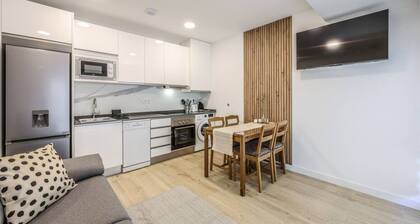 Experience Madrid Like a Local – New Apartment