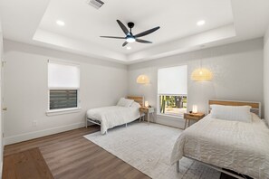 4 bedrooms, free WiFi, bed sheets