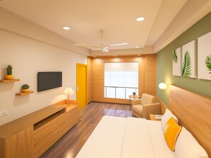 Signature Suite | Desk, laptop workspace, iron/ironing board, free WiFi - Bloom Hotel - Kakinada (Kakinada)