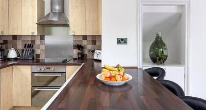 Bassetts House - Mins to Central London