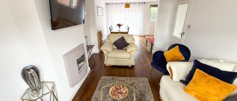 Appartement, 4 slaapkamers, terras, uitzicht op tuin | Woonkamer