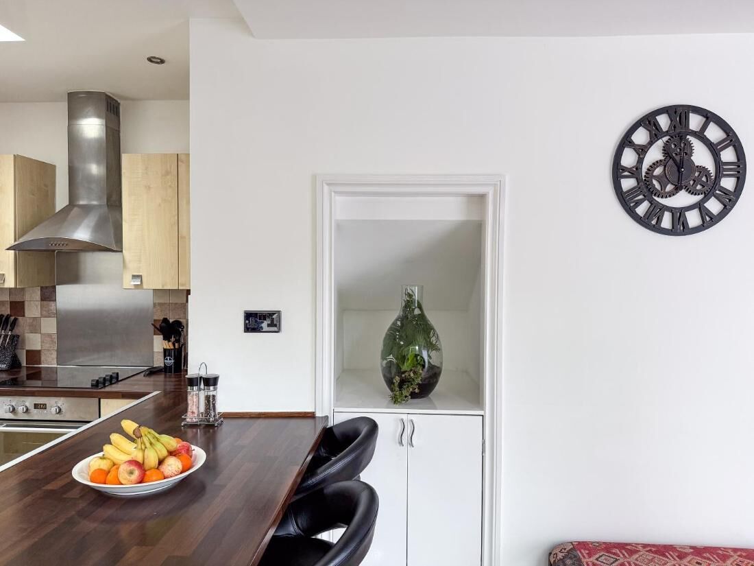 Apartment, 4 Bedrooms, Patio, Garden View | Dining room