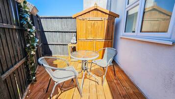 Apartamento, 3 quartos, varanda, vista para o jardim | Sacada