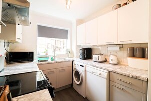 公寓, 2 间卧室, 露台, 花园景观 | 住宿内部