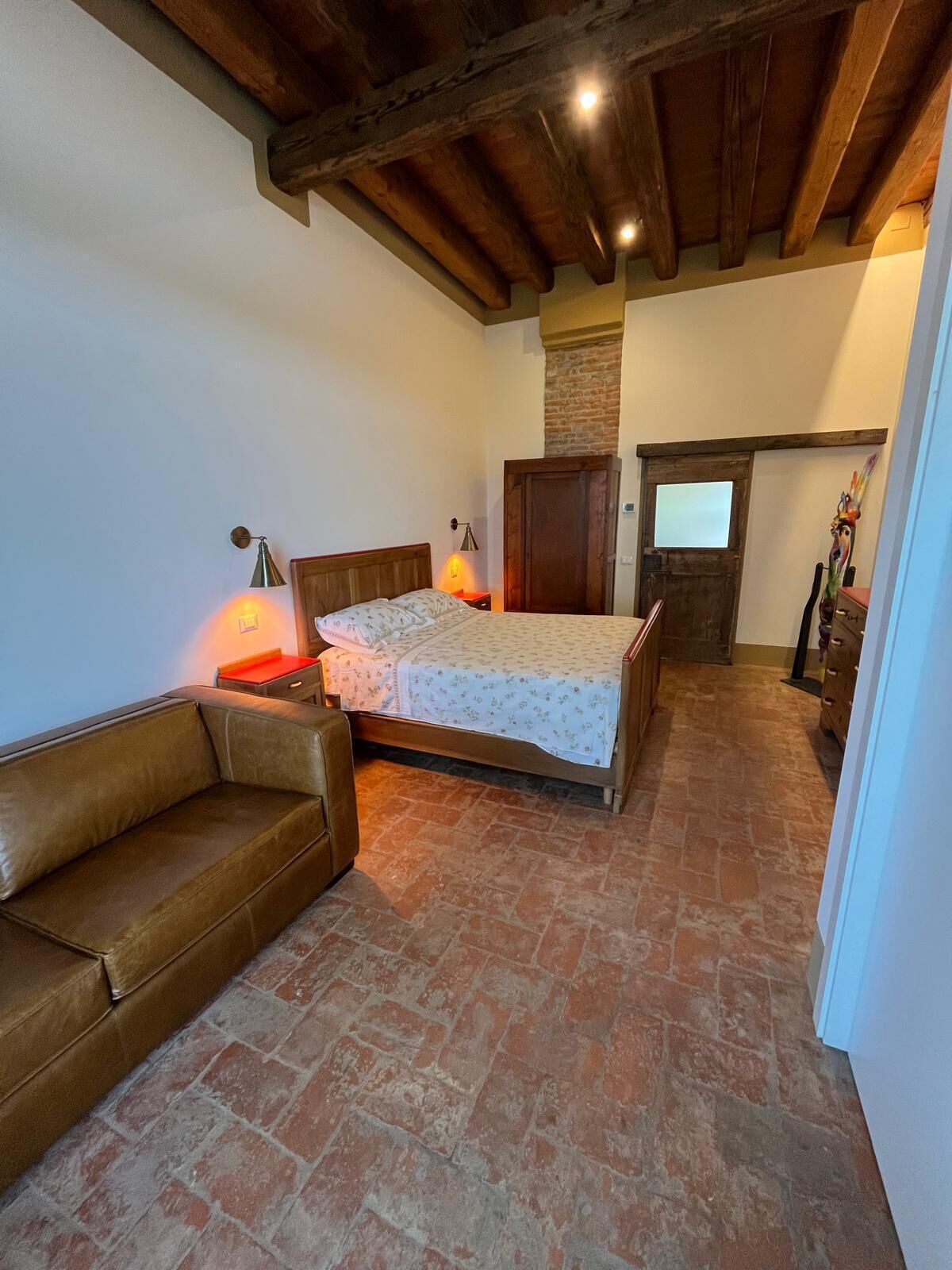 1 habitación, internet y ropa de cama 