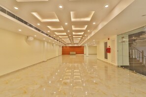 Banquet hall - Hotel Royal Suites (Lucknow)