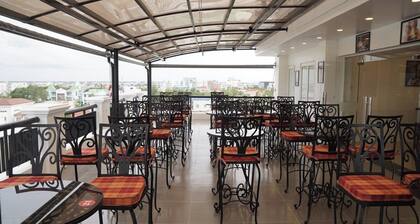Dong Anh Hotel