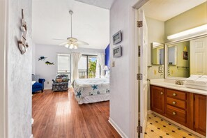2 bedrooms