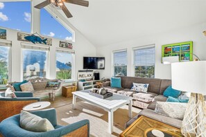 TV - Welcome to Watercolor! (St. George Island)