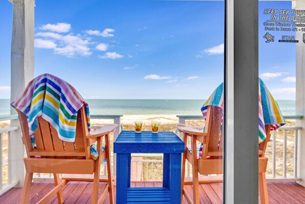 Outdoor dining - Welcome to Aboard the Katie Leigh! (St. George Island)