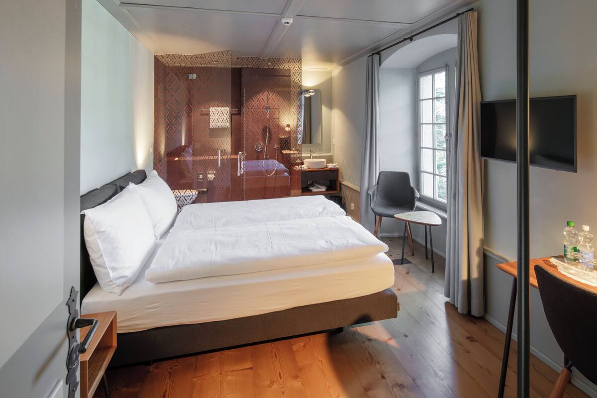 Comfort Double Room | Desk, laptop workspace, soundproofing, iron/ironing board