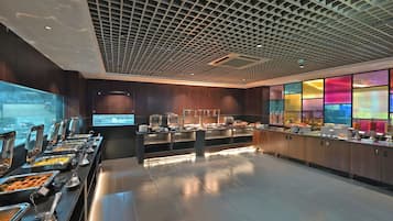 Dagelijks à-la-carte-ontbijt (INR 499 per persoon)