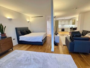 1 Schlafzimmer, Bügeleisen/Bügelbrett, Internetzugang, Bettwäsche