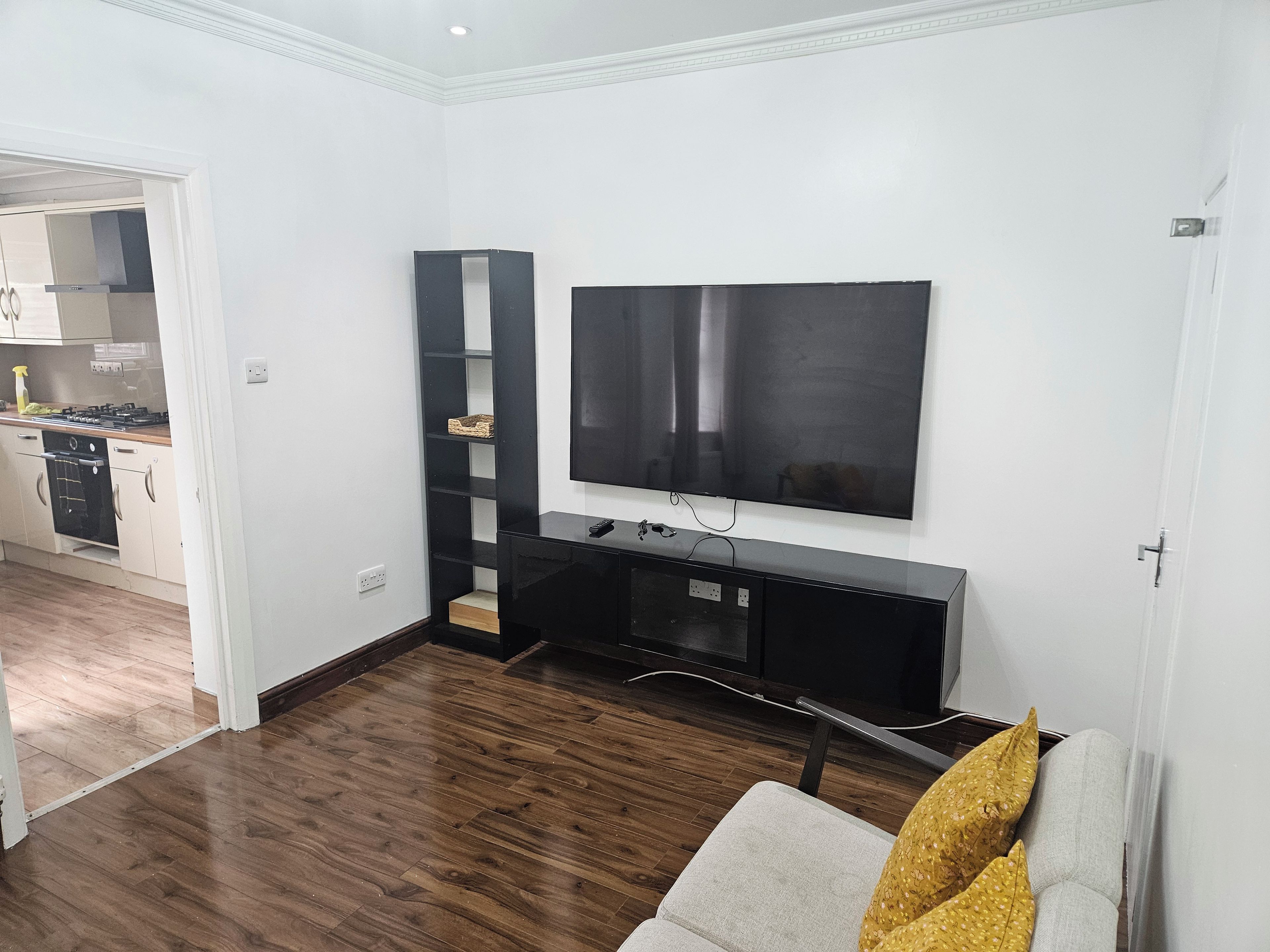 TV, offices