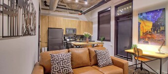 Chic Ultramodern Loft Suite w/ Designer Features