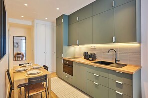 Fridge, microwave, coffee/tea maker, toaster