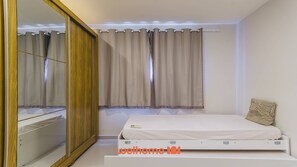 3 habitaciones, escritorio, tabla de planchar con plancha y wifi 