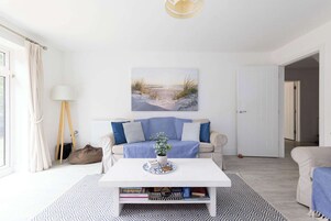 5 habitaciones, escritorio y acceso a internet