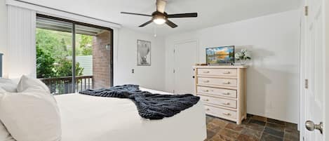 3 habitaciones, tabla de planchar con plancha, wifi y ropa de cama