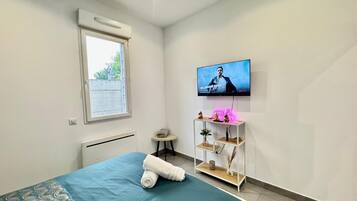 1 bedroom, iron/ironing board, WiFi, bed sheets