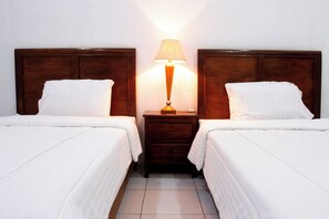 Standard Single Room - Omah Kebon Guest House (Temanggung)
