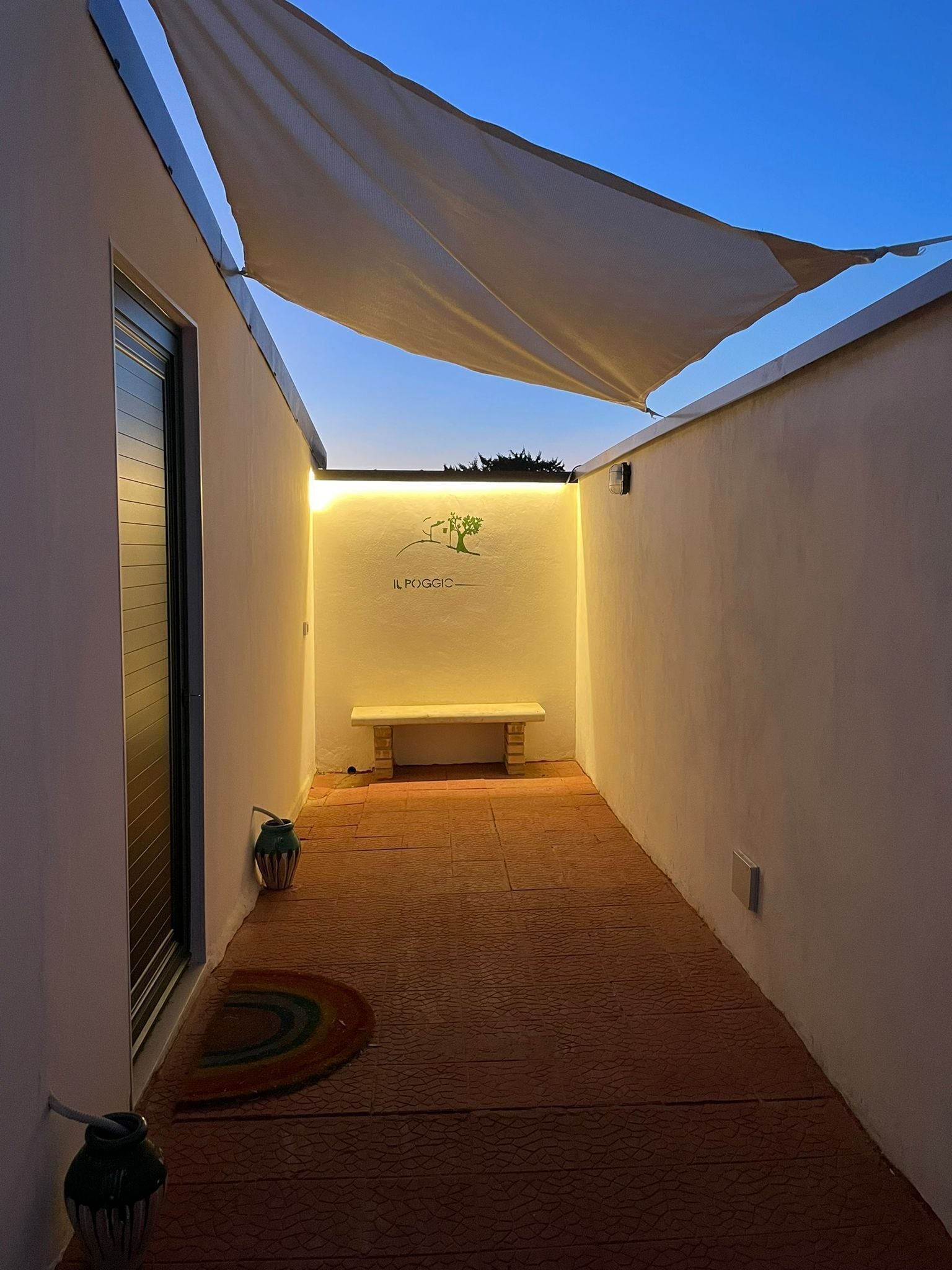 Free WiFi, wheelchair access