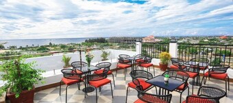 Hacom Galaxy Hotel