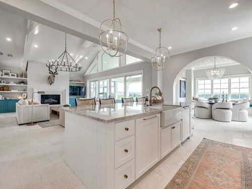 Carlton Landing-The Winston House